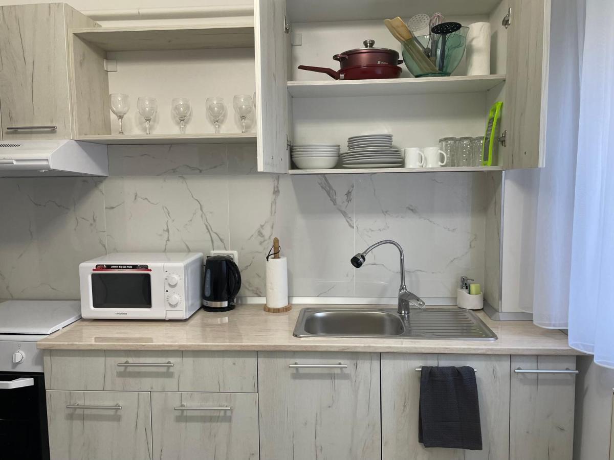 טרגובישטה Comfort Apartment מראה חיצוני תמונה