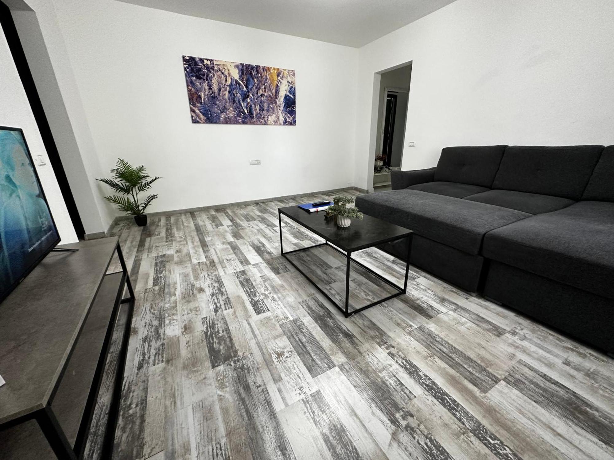 טרגובישטה Comfort Apartment מראה חיצוני תמונה